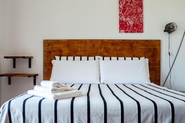 Travel B&B image 15